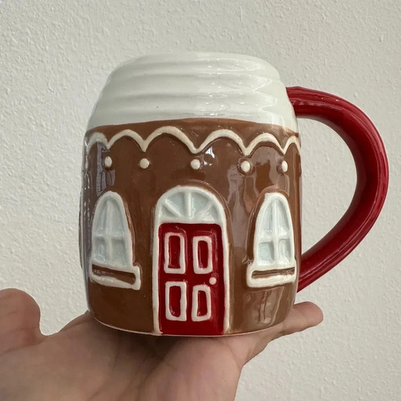 Target Wondershop Christmas Holiday Gingerbread House
Mug 2022 - Picture 1 of 3
